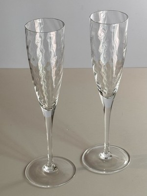 2 Tiffany Classic Optic Swirl 9 1/4  Champagne Flutes Discontinued No Box READ