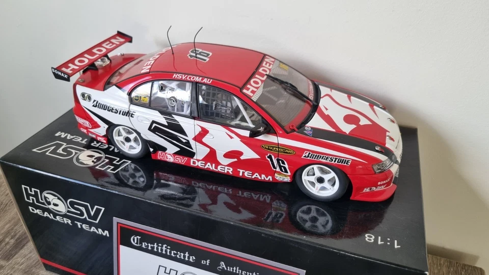 Garth Tander 2005 VZ 1:18 HDT Diecast Supercar - image 2 of 2