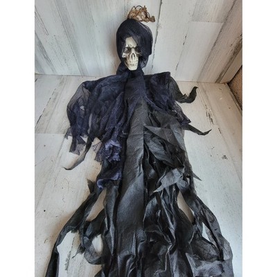 Hanging Halloween skeleton grim reaper spooky scary prop decor