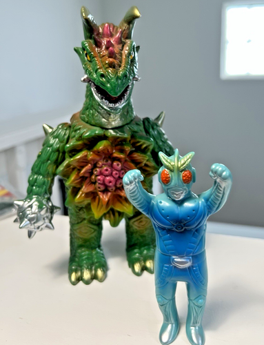JSM Soft Vinyl Gas Monster Melba & Thunder Knight 1st Series Sofubi Vinyl MVH - Picture 6 of 20
