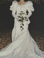 1991  Ivory Wedding Dresses with bustle