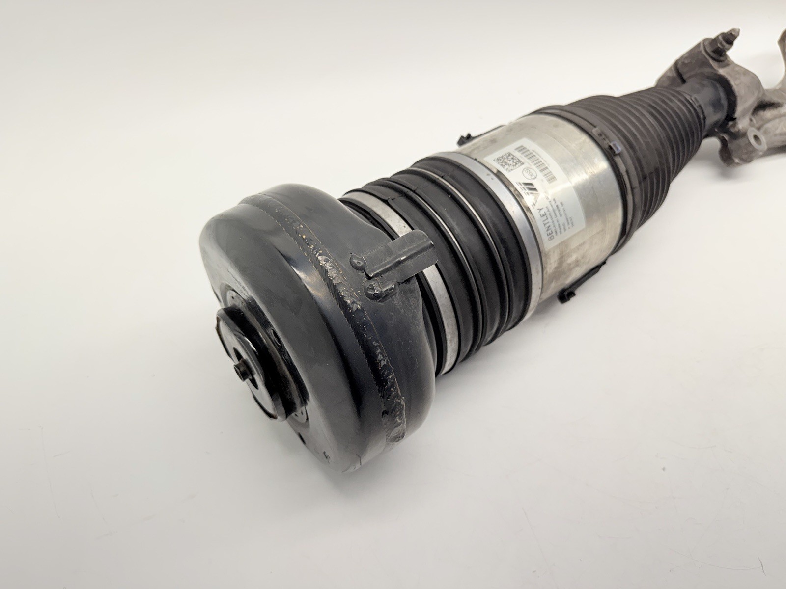 Bentley Bentayga 2016-2020 Front Left Air suspension strut