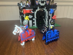 LEGO Black Monarch's Castle 6085 INSTRUCTIONS NOT INCLUDED. 100% Complete