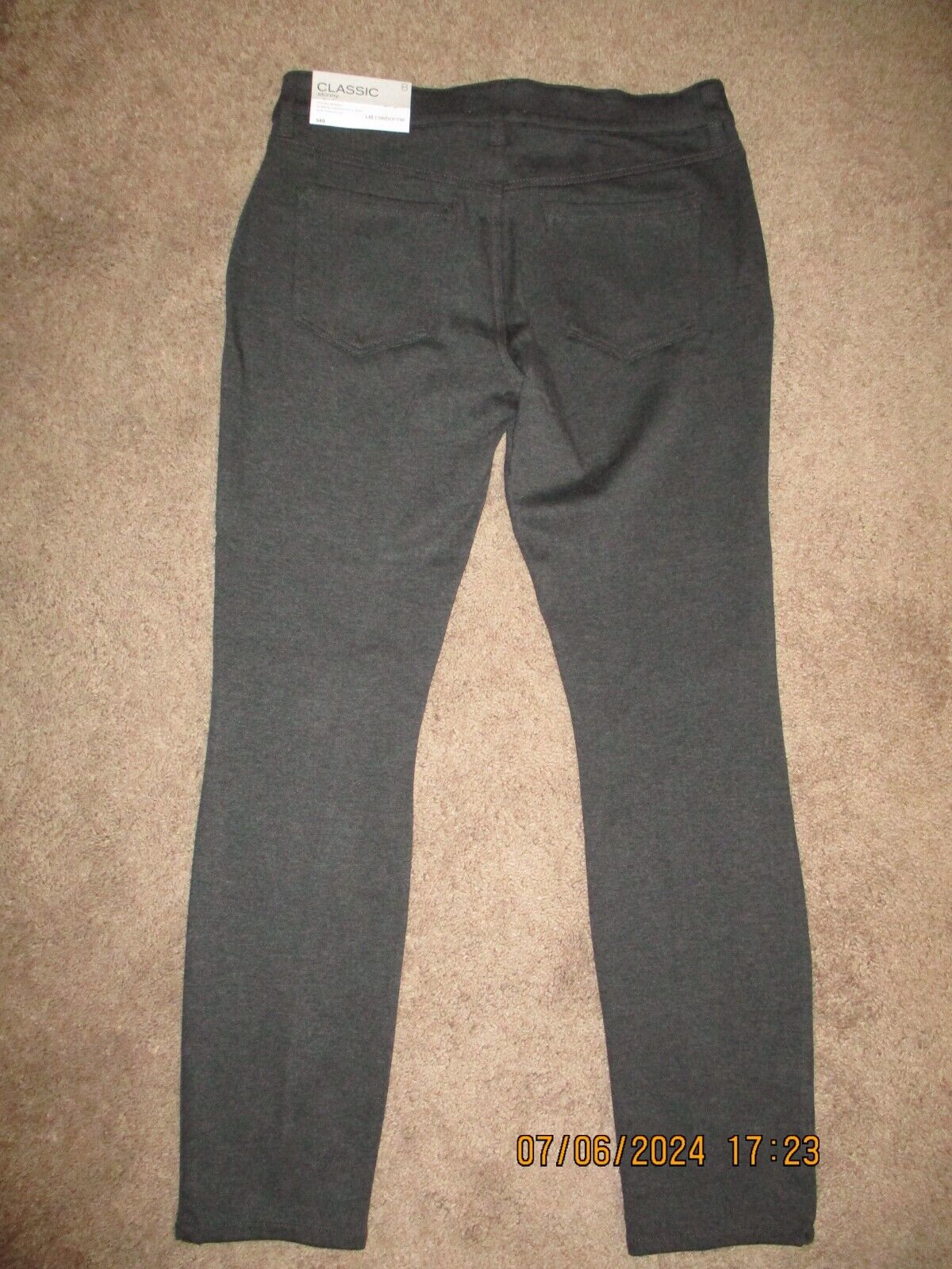 Picture 1 of 8