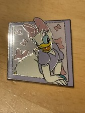 Walt Disney Daisy Duck Pink Bows 2011 Lanyard Pin-Walt Disney World