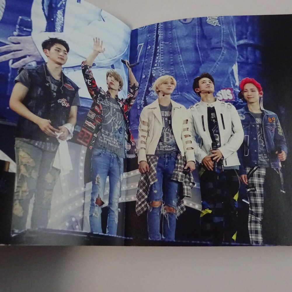 SHINee/SHINee WORLD 2014～I'm Your Boy～S… Amazon.com: SHINee WORLD 2014~I'm Your Boy~ Special Edition