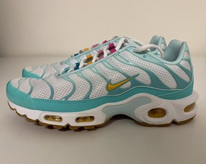 nike air max plus tropical twist