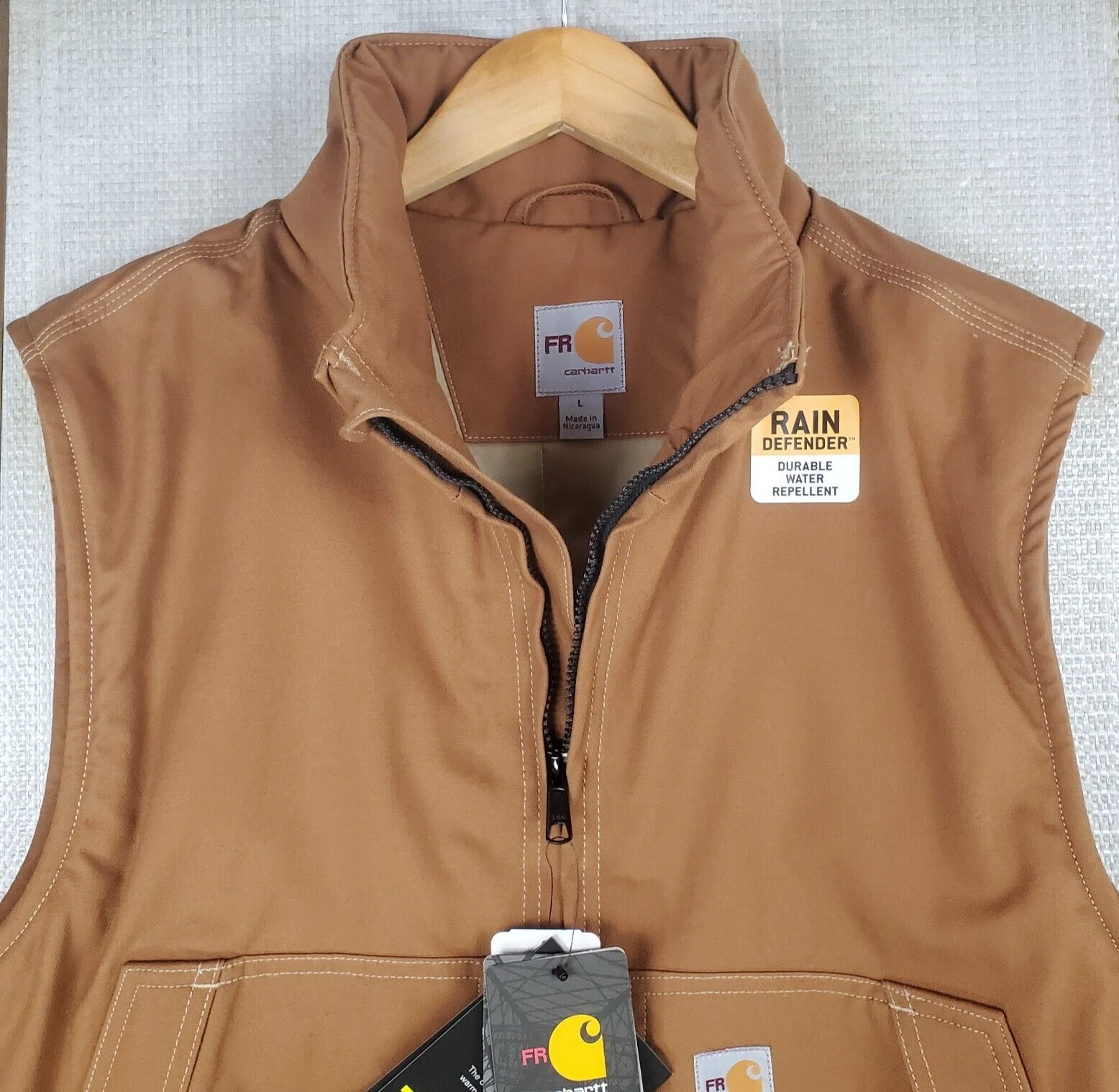 CARHARTT Size Large NEW $225 Flame Res FR Thinsulate Rain Defender Mens Vest