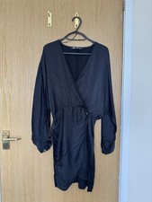 Zara Womens Dress Size XS Black Satin Wrap Effect Batwing Sleeve Midi