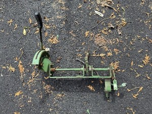 John Deere 650 750 850 950 OEM Three Point 3 PT Control Assembly Lever & Guides