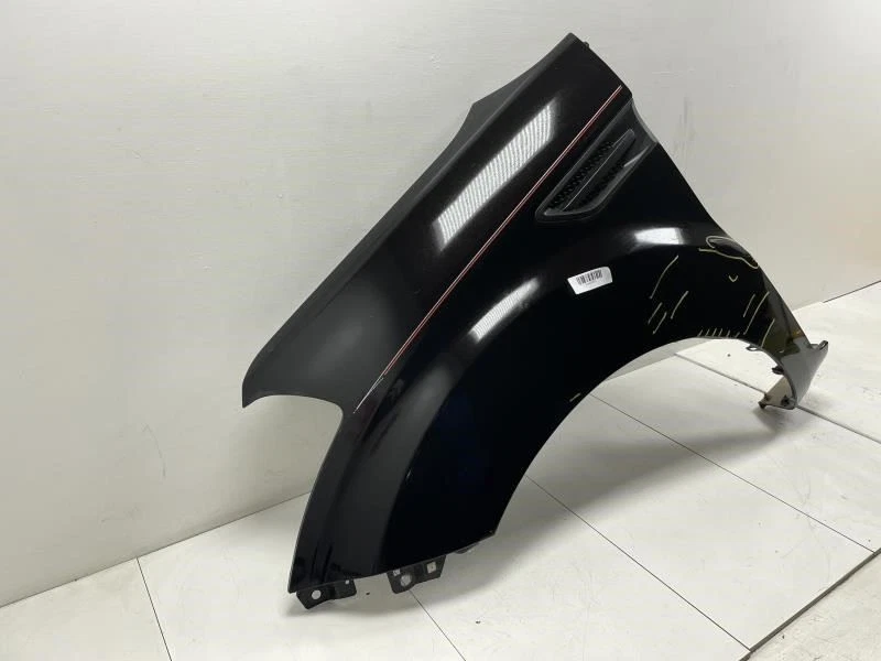 Guardabarros delantero izquierdo KIA SOUL GL 2010 2011 negro OEM+  Foto 3 de 4