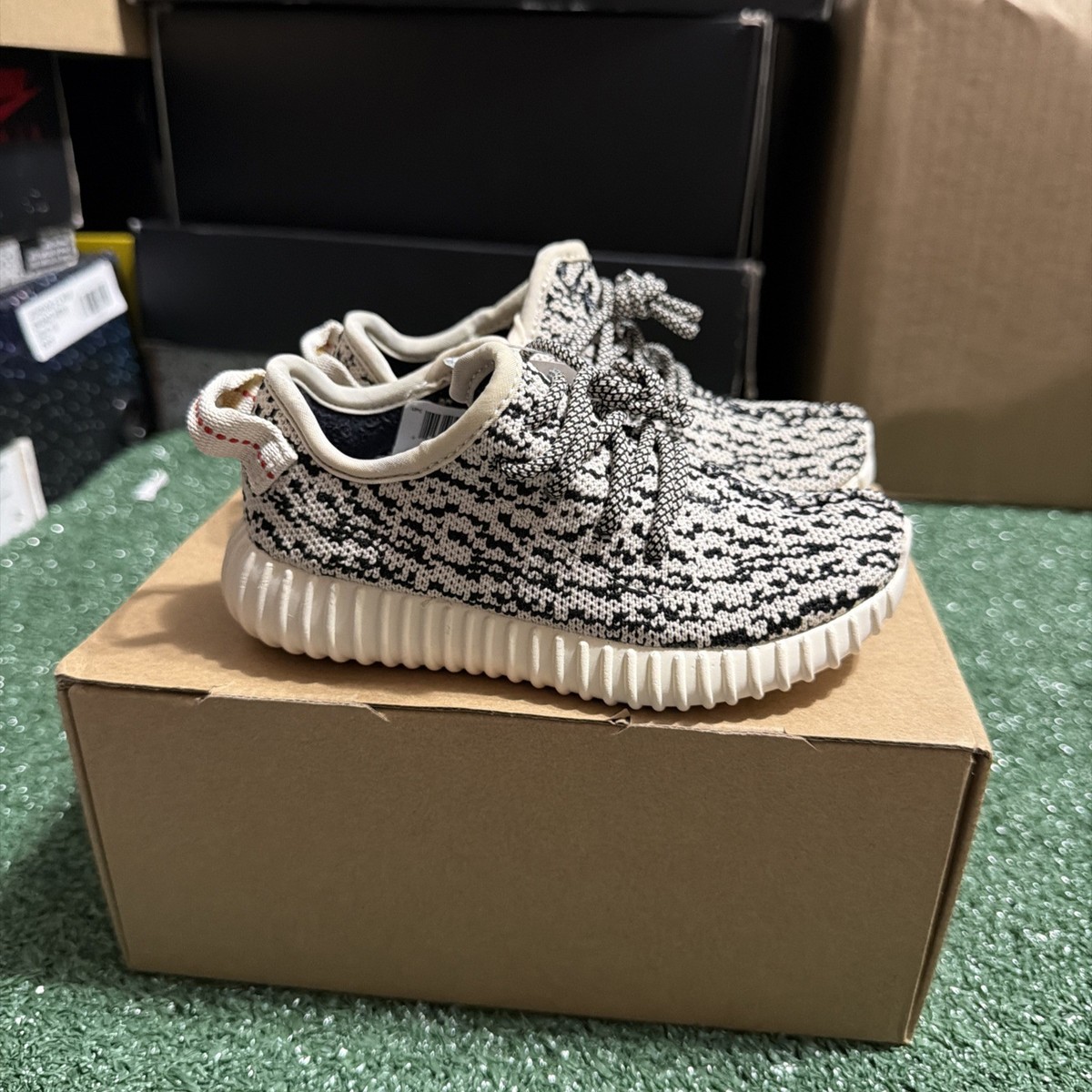Adidas Yeezy 350 Turtle Dove Size 8k Brand New In Box Adidas Yeezy 350 Turtle Dove Size 8k Brand New In Box
