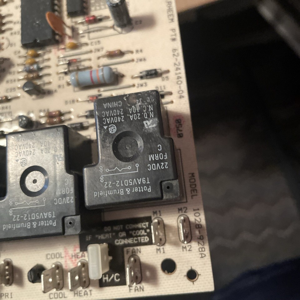 Rheem/Ruud 622414004 Furnace Control Board 1028928A eBay