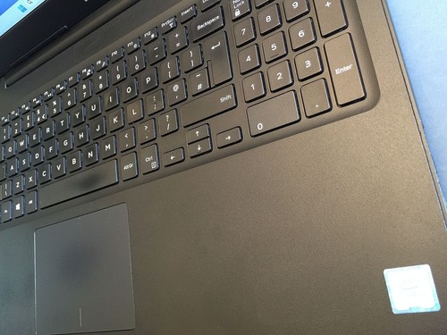 Dell business laptop 15 inch screen, i5 8GB RAM 256GB SSD, Latitude 3590 - Picture 4 of 11