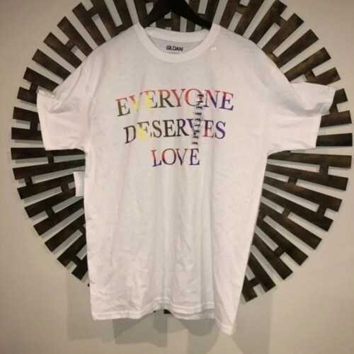 Everyone Deserves Love LGBT Lesbian Gay Queer Unisex Large  Graphic T-Shirt