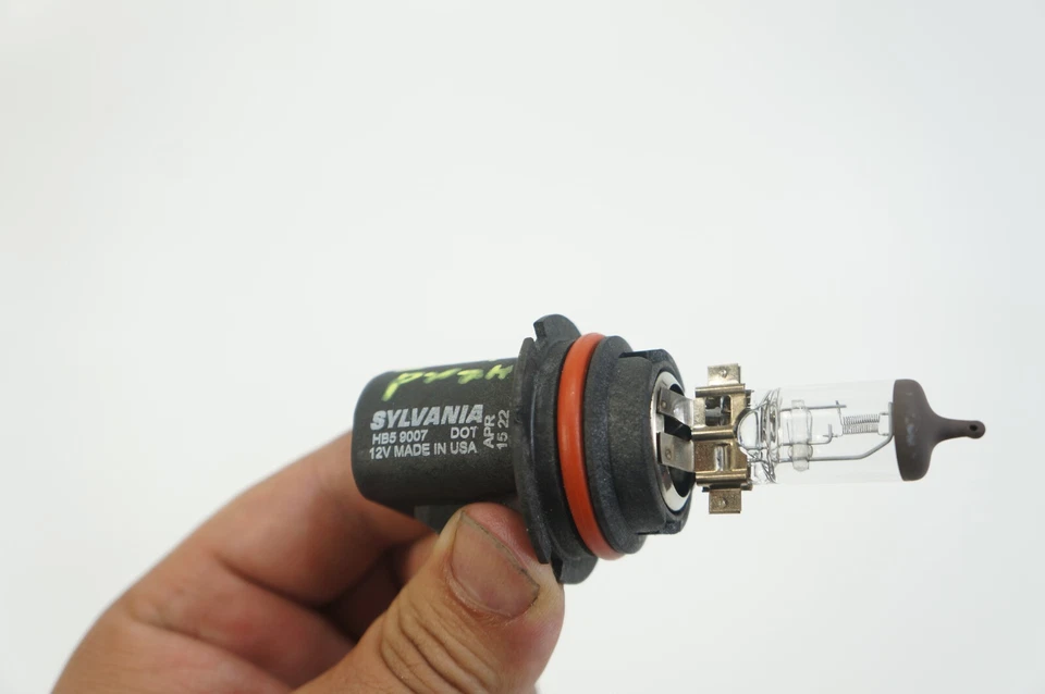 Ford Thunderbird 2002-2005 bombilla halógena luz baja HB5 9007 12V 65/55W Foto 2 de 4