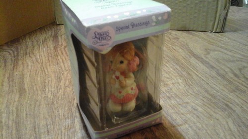 Figurine fille bénédictions spéciales moments précieux 2000 collection Enesco - Photo 2/9