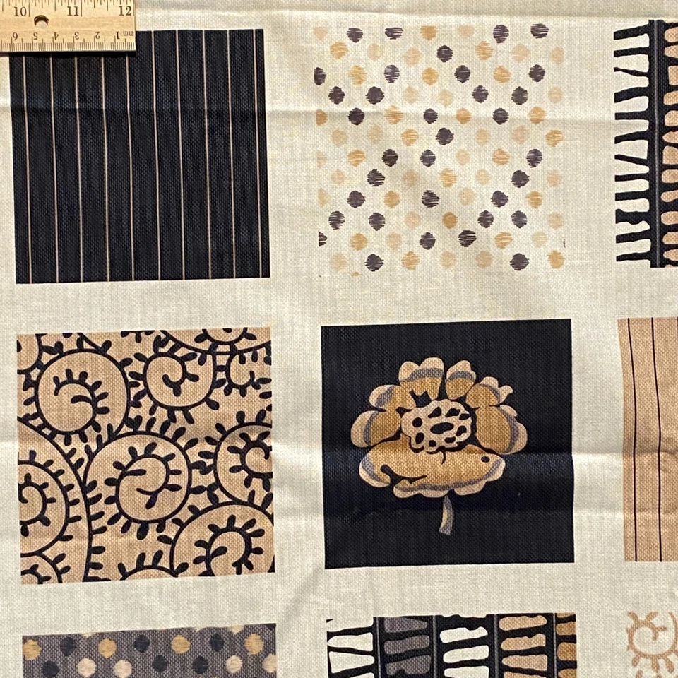 Tela en bloque Mochachino de 1,9 años negro beige acolchado estampado de algodón Foto 3 de 4