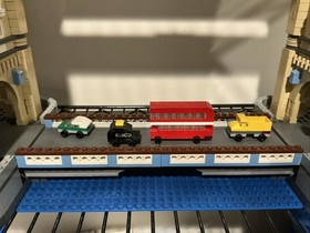 LEGO Creator Expert: Tower Bridge (10214) Preown No Box Or Manual