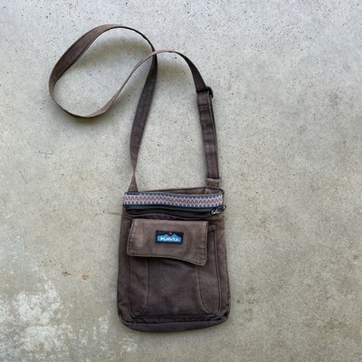 KAVU Keepsake Crossbody Bag Cammo Adjustable Strap Multi Pocket  Excellent Cond.