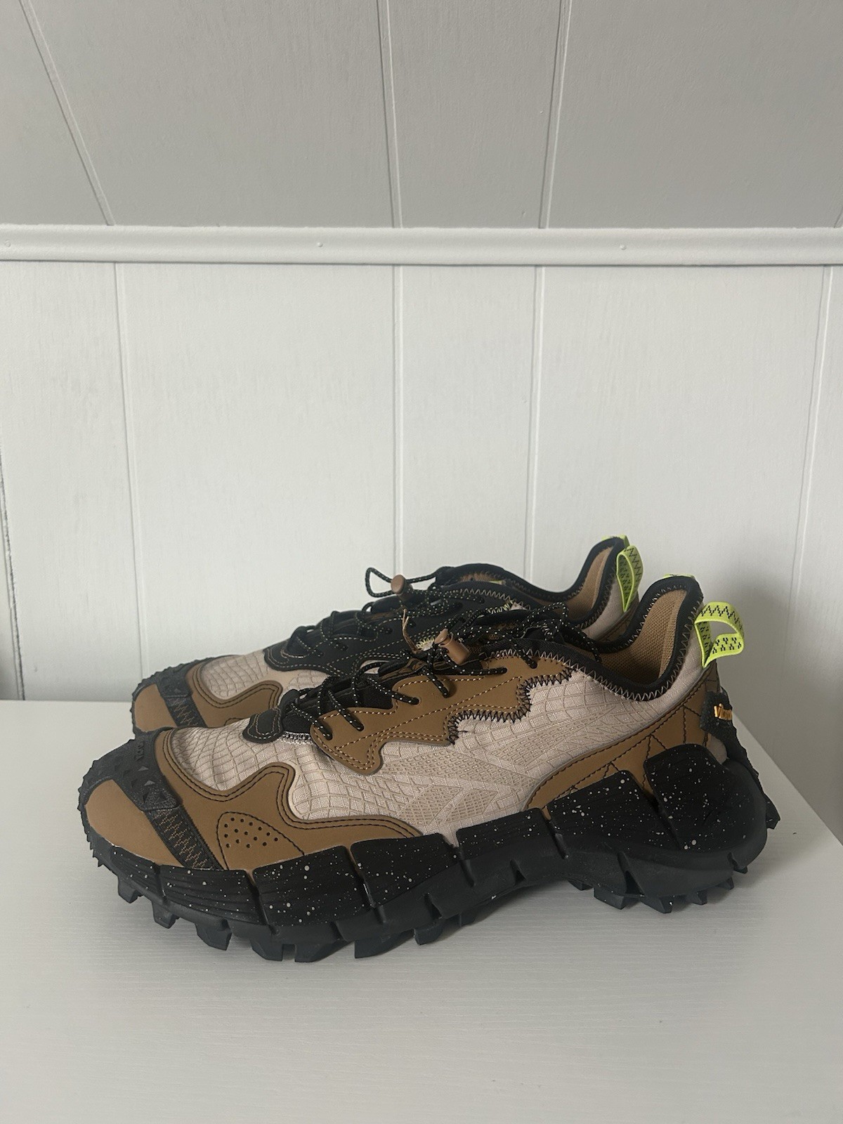 Reebok Zig Kinetica 2 Edge Modern Beige 2021 Size 10.5 H00114 image 2