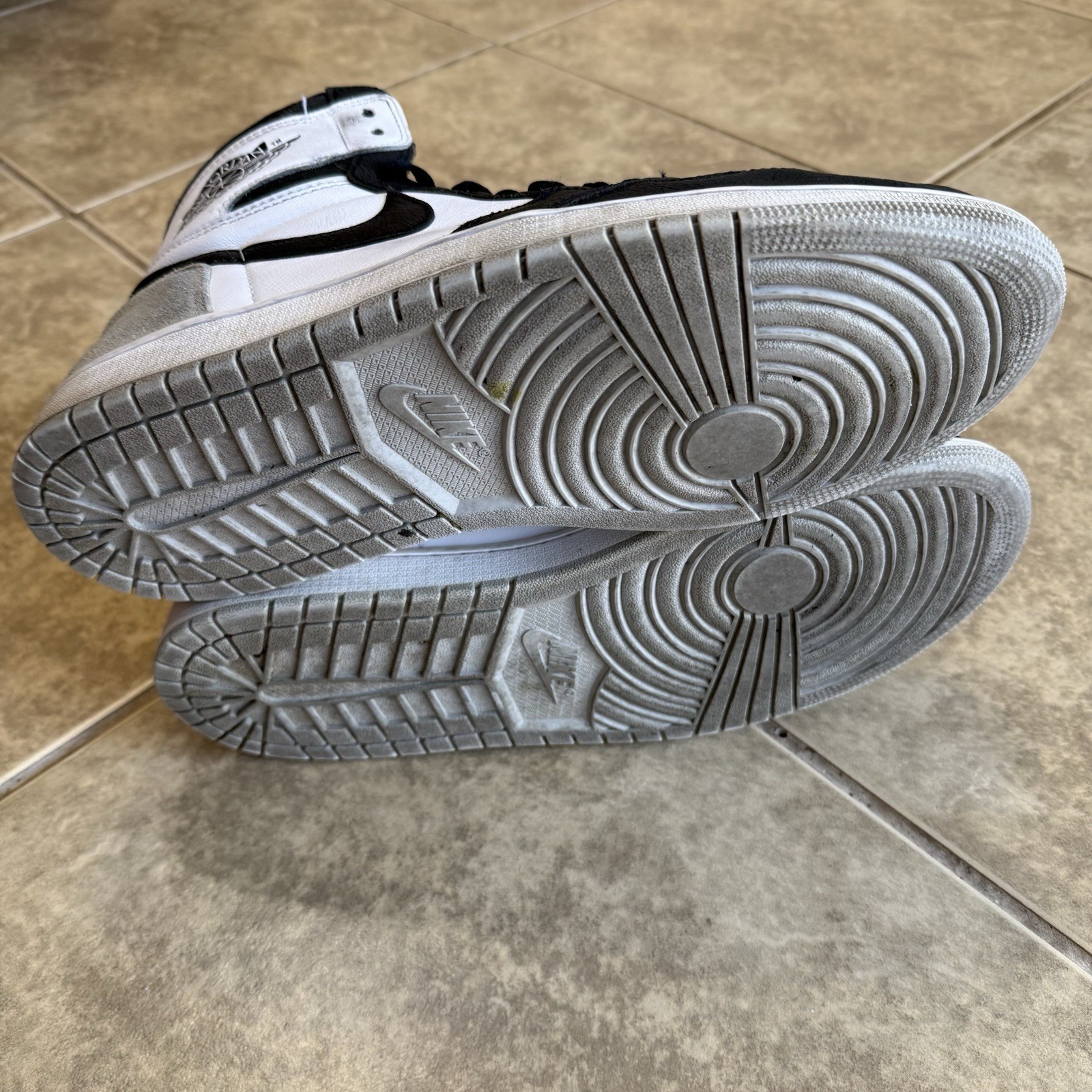 Air Jordan 1 Retro High OG White Bleached Coral-Black Used Size 14  555088-108 thumbnail 7