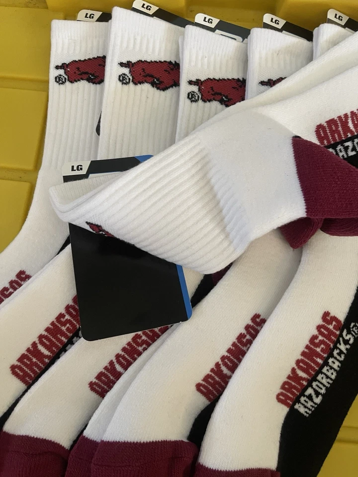 Cantidad 6 calcetines Arkansas Razorbacks con logotipo NCAA FBF para pies desnudos LG grandes Foto 4 de 4