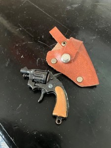 Vintage Pistol Revolver Brown Leather Holster Gun Keychain Fob