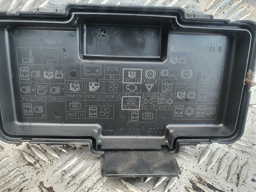 2001-2005 HONDA CIVIC MK7 1.4 PETROL COMPLETE ENGINE BAY FUSE BOX WITH LID - Picture 4 of 5