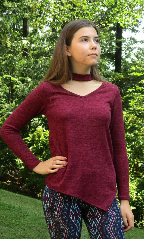 ❤️ NEW Tru Luv Tween Girls Long Sleeves Burgundy Soft Warm Top 7 8 10 ❤️ - Image 2 of 3