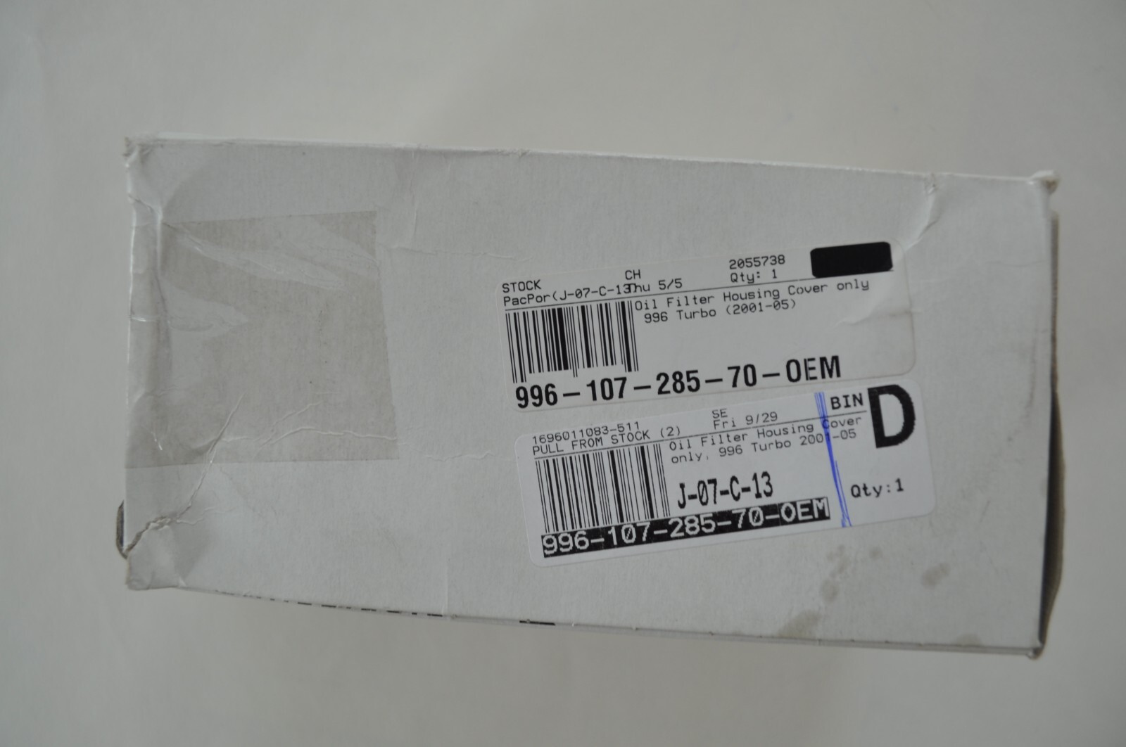 Porsche 911 Turbo, 996 Oil Filter Cover, 2001-2004,&nbsp;