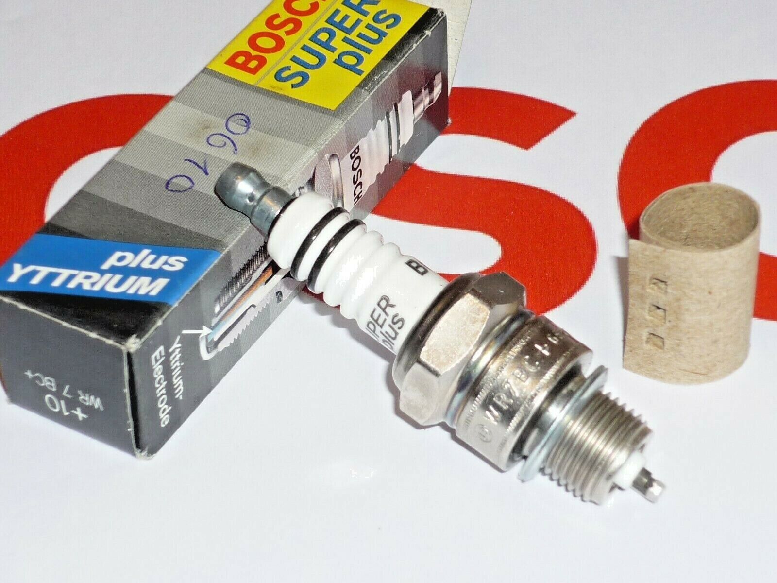 1 original BOSCH WR7BC  WR7B  10 SUPER YTTRIUM spark plug NEW in BOX NOS