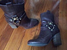 Women's Guess brown leather booties size 8