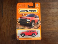 Matchbox 1985 Nissan Pathfinder 54/100 HVL17-4B10 Diecast Car 1/64