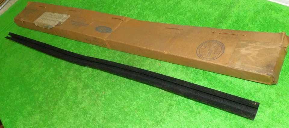 Ford Bronco 1978 1979 nuevo de lote trasero cuarto ventana cristal funcionamiento superior o inferior Foto 2 de 4