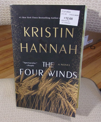 THE FOUR WINDS : A Novel Paperback cover Kristin Hannah - GOOD