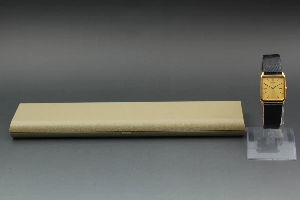 【N MINT w/BOX】 Vintage SEIKO Spirit 7N01-5180 Gold Dial Quartz Men's Watch JAPAN - Image 4 of 4