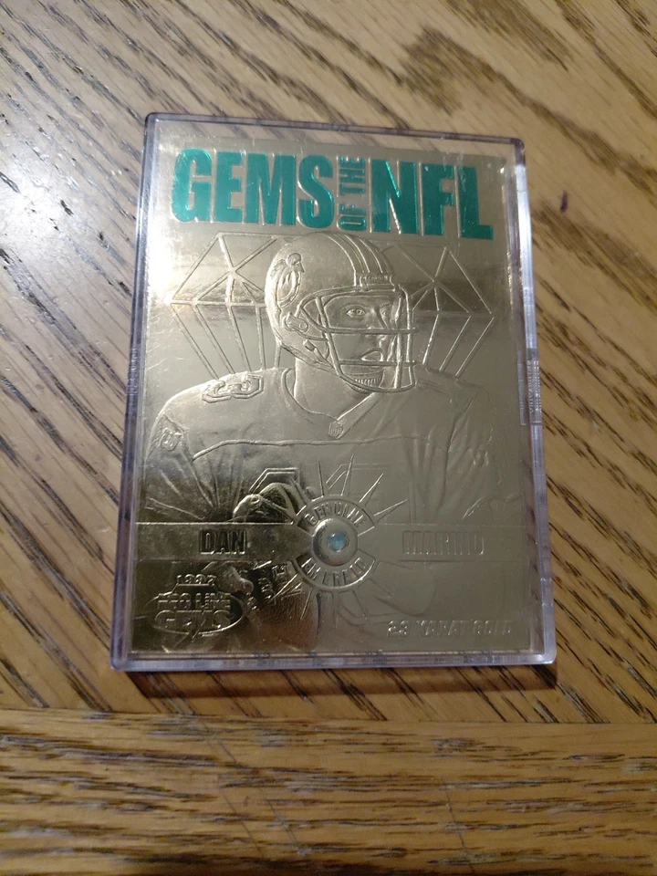 DAN MARINO GEMS OF THE NFL. 23 KT GOLD WITH A SMALL EMERALD  - Image 2 of 4