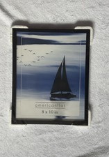 Brand New 8x10 Glass Picture Frame With Both Free Standing  Mounted Options