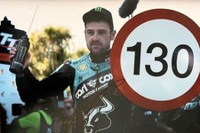 Michael Dunlop handsigniertes 12x8 Foto Isle of Man TT Autogramm 27