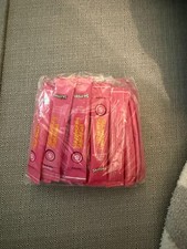 50 - Skittles Drink Mix To Go  STRAWBERRY STARFRUIT Singles Sachets