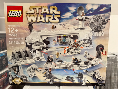LEGO Star Wars UCS Assault on Hoth (75098) NEW IN BOX