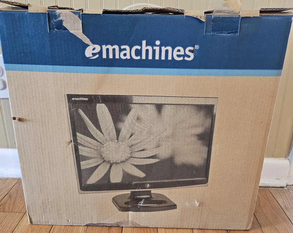 Emachines E19T6W Wide Black Lcd Monitor 720p HD 2007 Gateway New In Box 1440x900 - Image 3 of 4