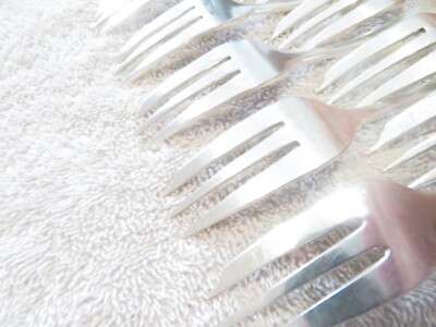 12 Fourchettes à Huîtres Apollo Modèle Filet – Métal Argenté Art Déco