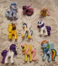 Lot of 9 MLP My Little Pony 1.25" Mini Figures