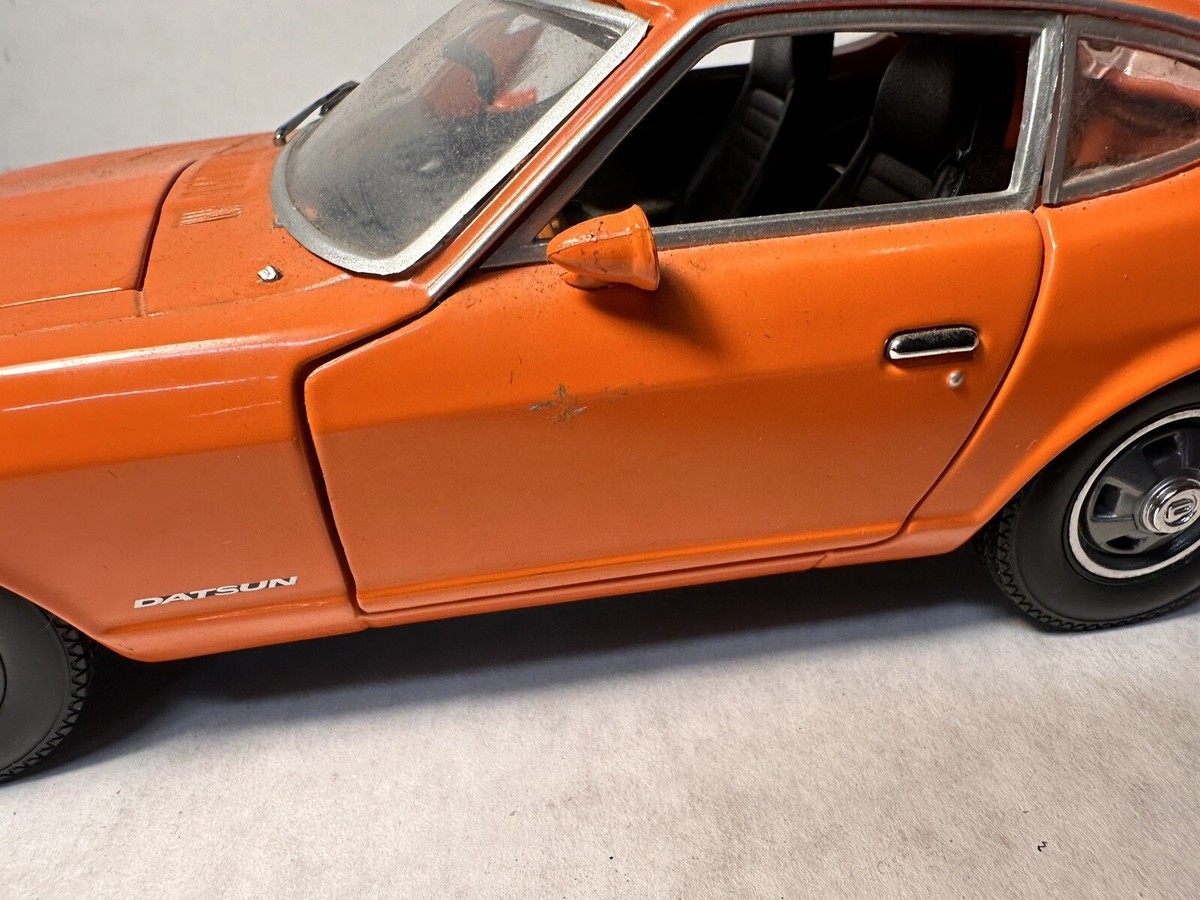 Sun Star 1972 Datsun 240Z Orange 1:18 Diecast (has issues
