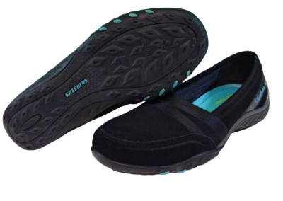 、 Womens Skechers 22480 BLK Breathe Easy Black Blue Slip On Sneakers