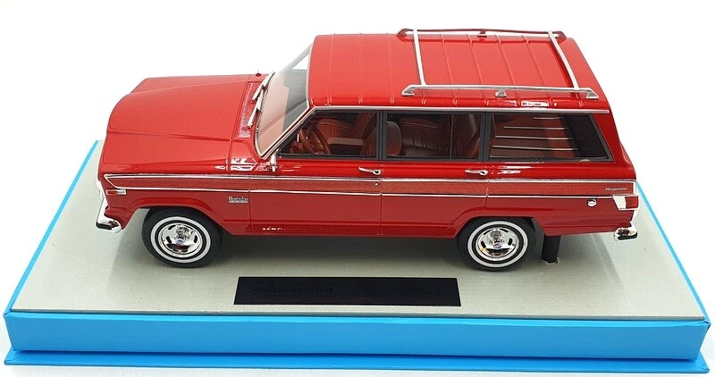 LS Collectibles 1/18 Scale Resin LS037H - 1979 Jeep Grand Wagoneer - Red - Image 3 of 4