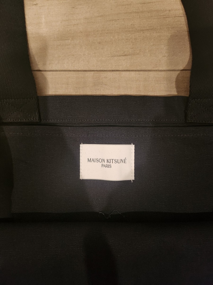 【送料&関税込】Maison KitsunAC White Tote Bag With Fox Head FOX HEAD LARGE TOTE | Maison Kitsuné