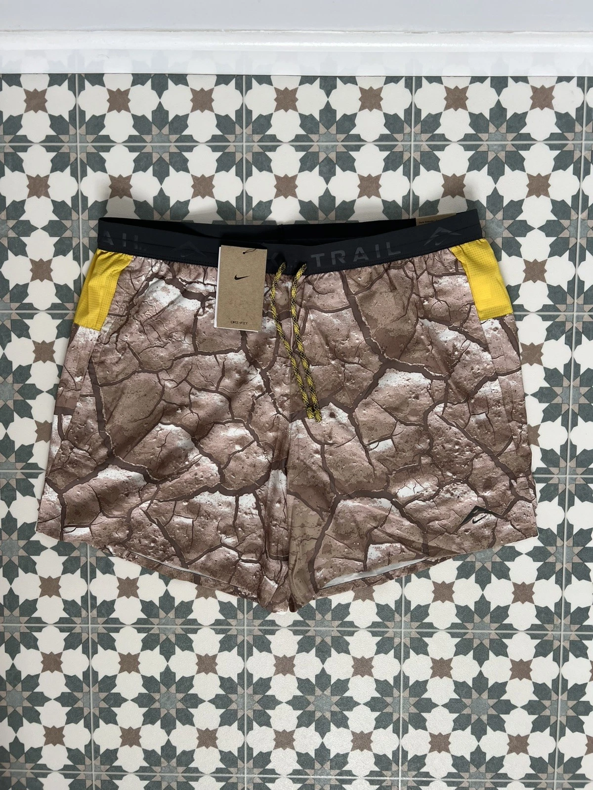 Nike Trail BNWT Men’s Stride 7” Running Shorts Brief Lined - XL X Large